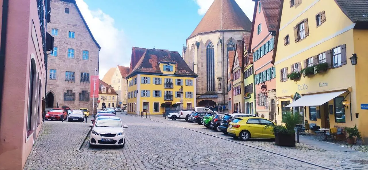 Apartment Kaiser Franz Fuer Bis Zu 6 - Zentral, Arbeitsplatz, Waschmaschine, Disney Plus Dinkelsbühl